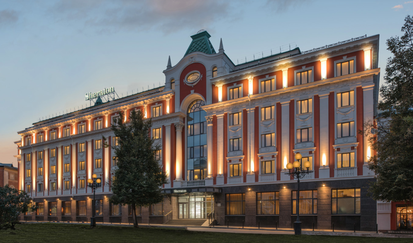 Гостиница шератон в нижнем новгороде. Театральная площадь 1 Нижний Новгород. Sheraton Nizhny Novgorod Kremlin корпоратив. Шератон Чувашия.