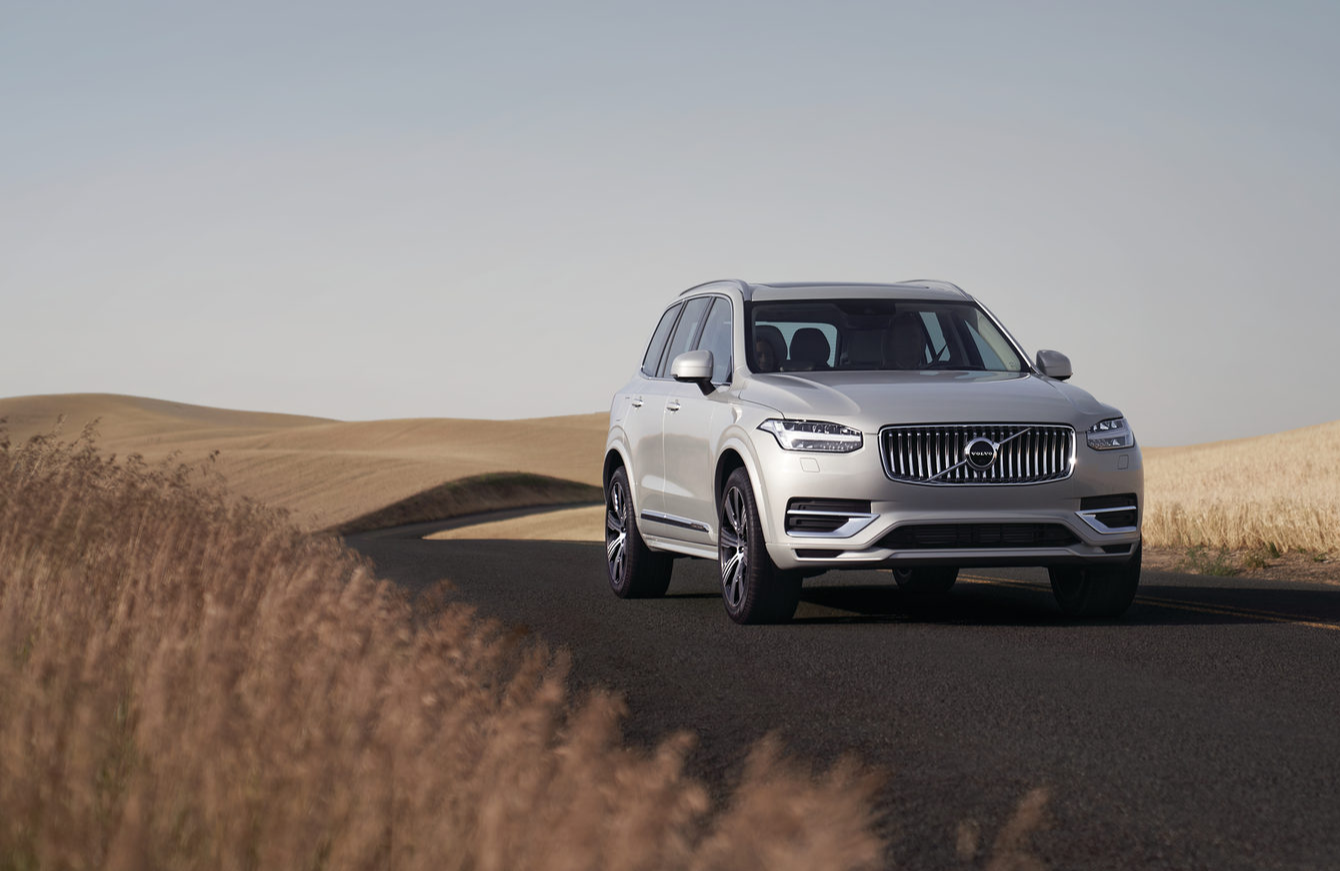 Volvo xc90 recharge. Hyundai santa fe 2020 года. Volvo xc90 t8 hybrid. Санта фе 7 местный казахстане 2022. Volvo xc90 recharge.