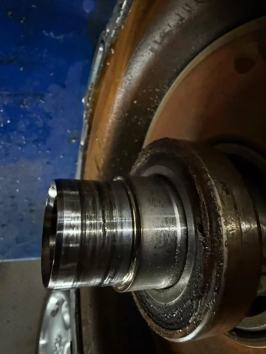 Tesla Drive Unit Reparatur – Diagnose und Demontage