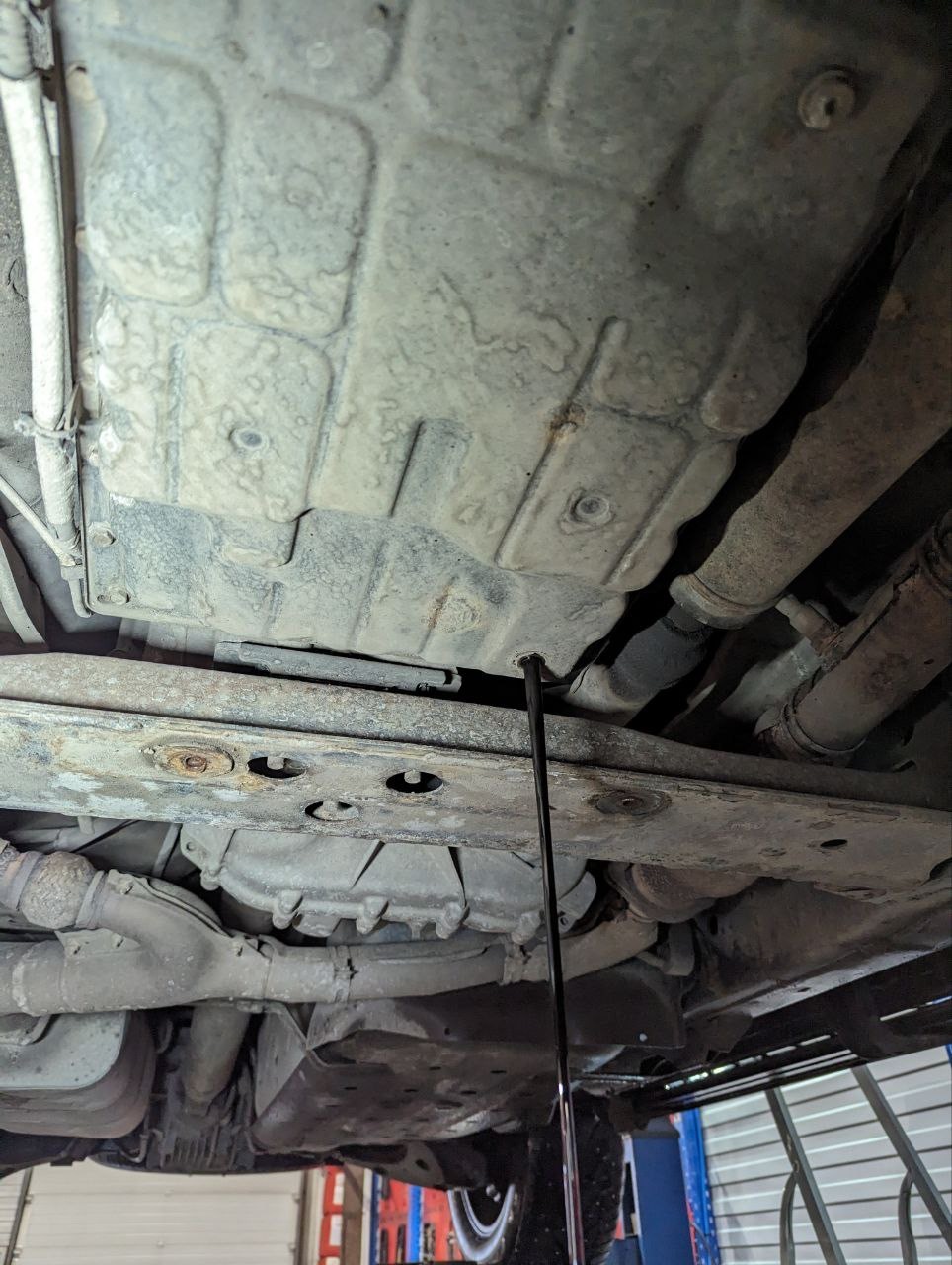 Слив старого масла из АКПП Jatco