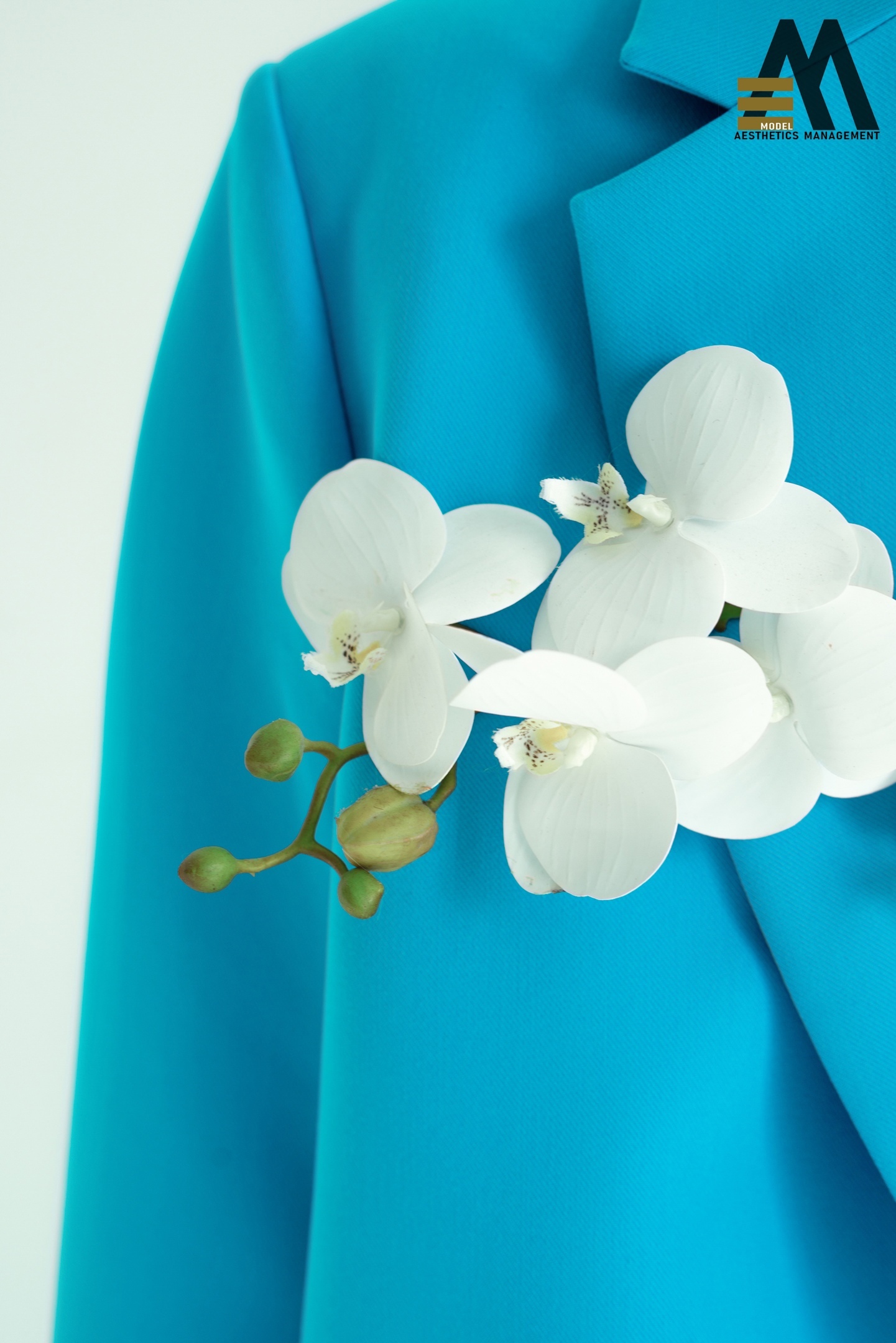 Голубой цвет в весеннем гардеробе