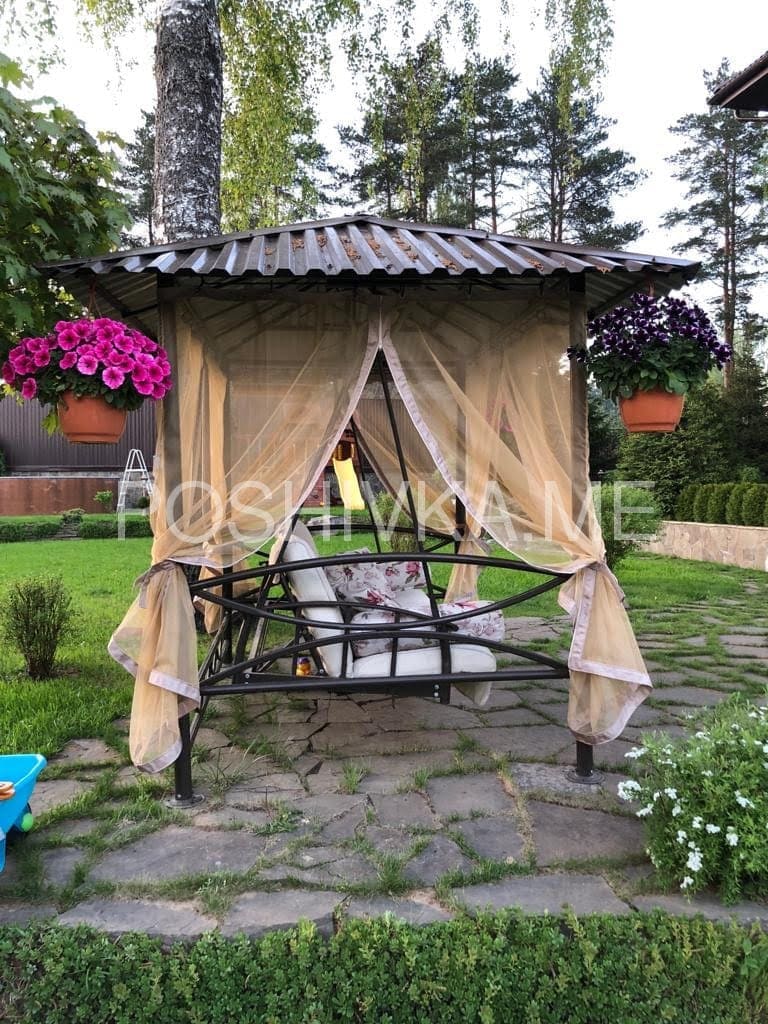 Пошив москитных штор для веранды, беседки и качелей