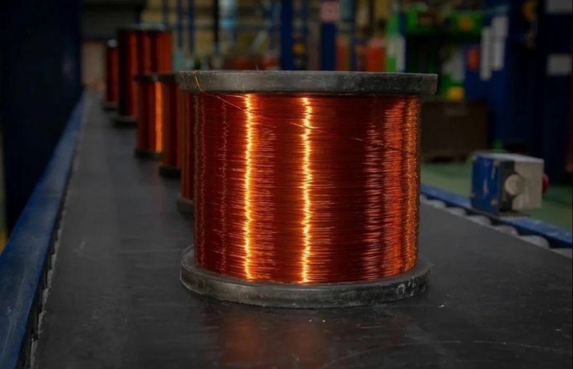 Kazakhmys Smelting производит эмалированные провода.