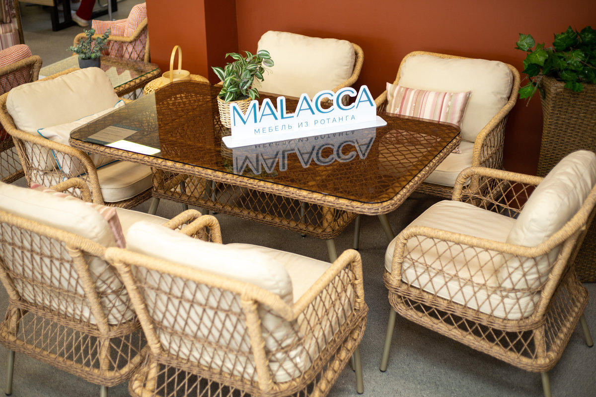Наборы садовой мебели от Malacca из искусственного ротанга