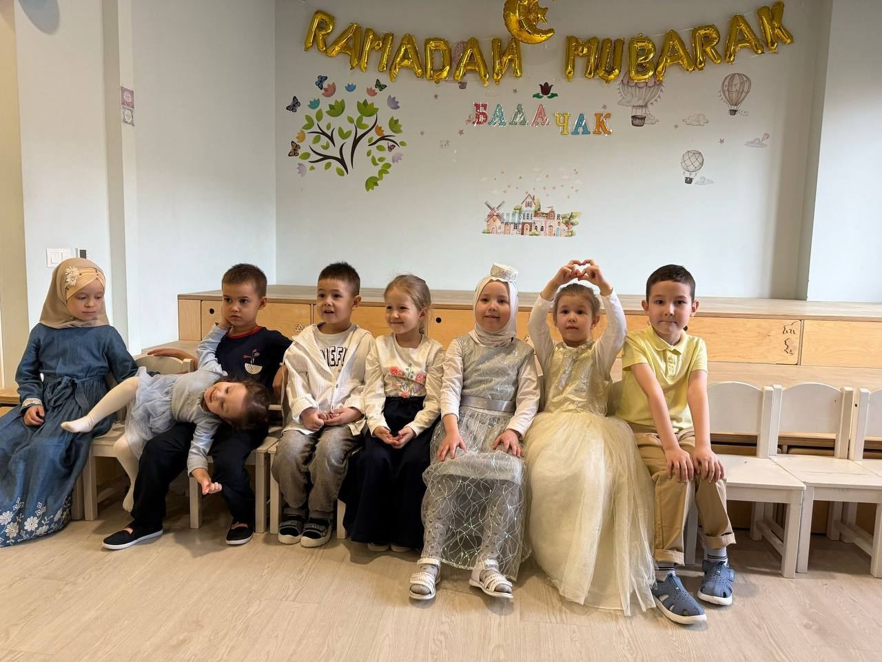 Воспитанники детского центра Балачак