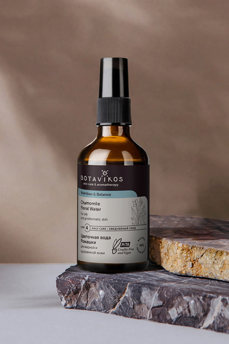 Цветочная вода ромашки