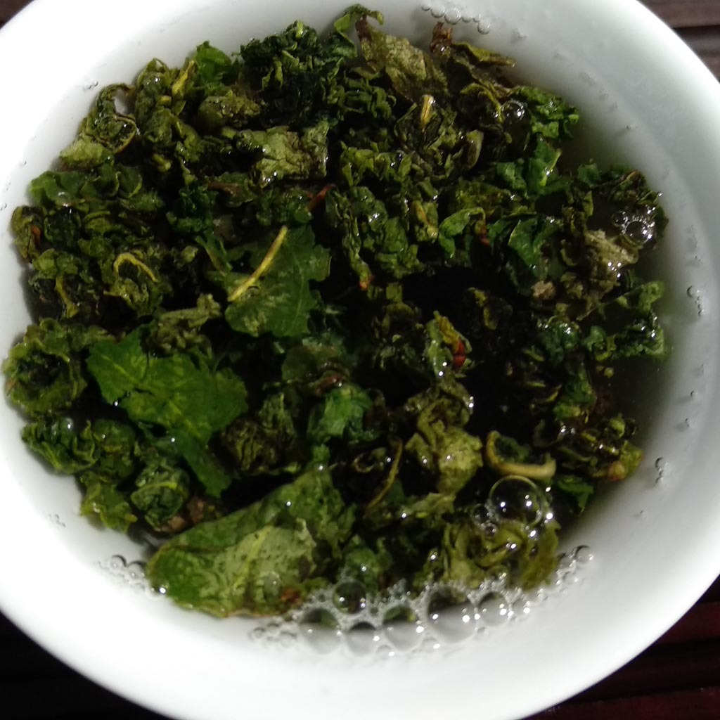 Clear golden Tieguanyin liquor