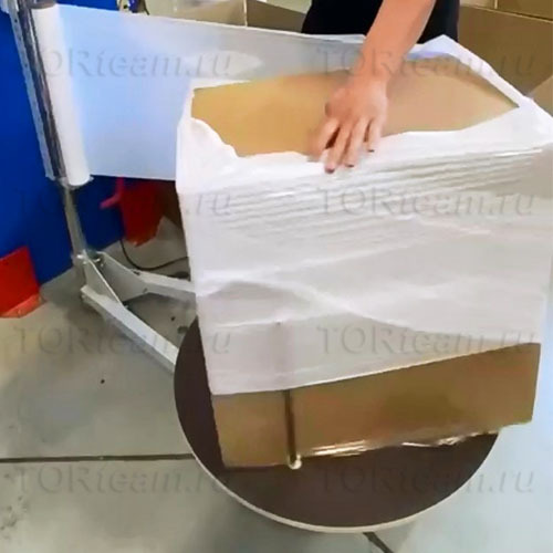 Упаковочные станки в стрейч пленку 4eco. Доставка по всей России и СНГ