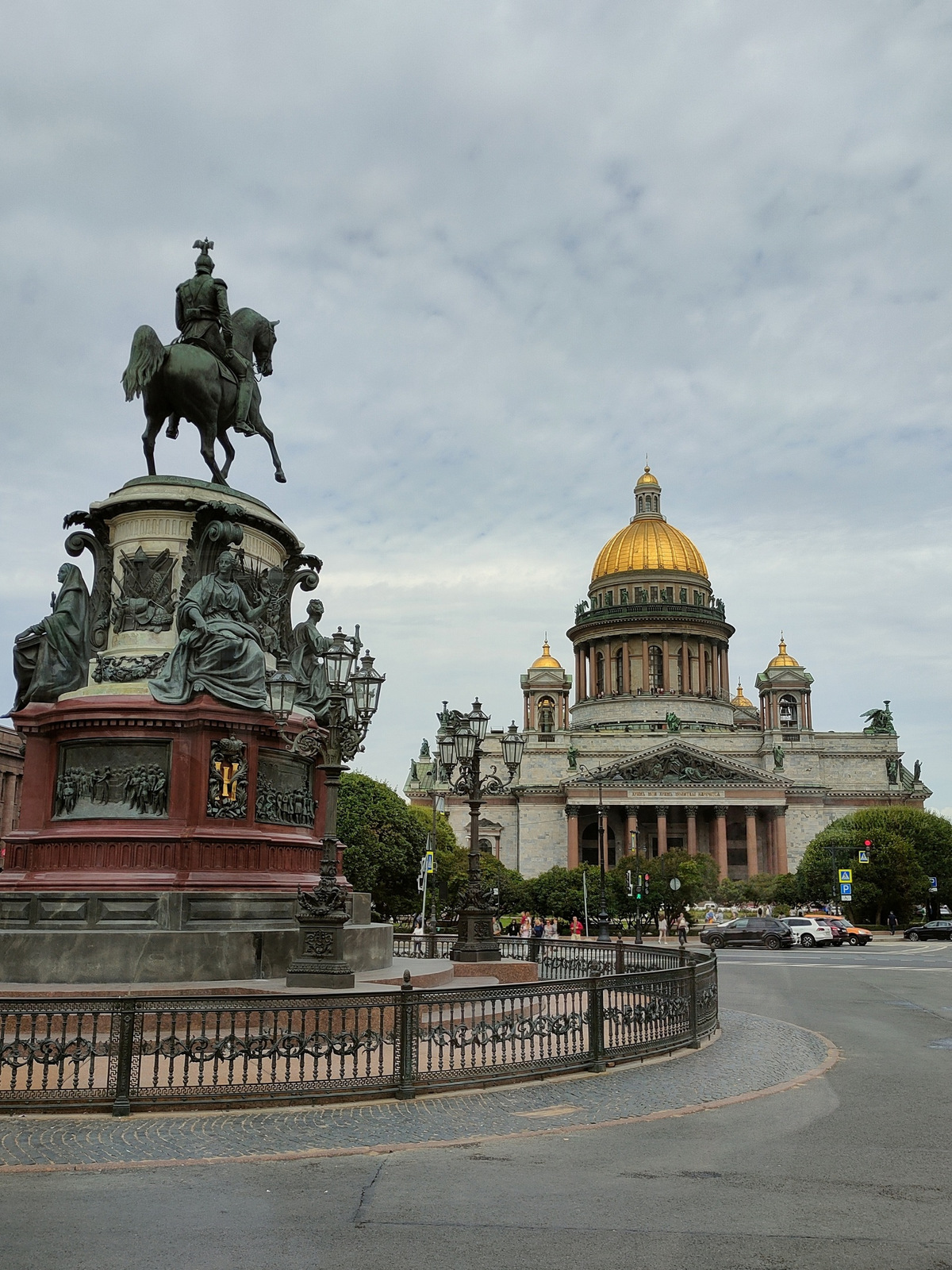 Санкт петербург автобусные экскурсии по городу. Петербург классика. Boat trip St Petersburg.