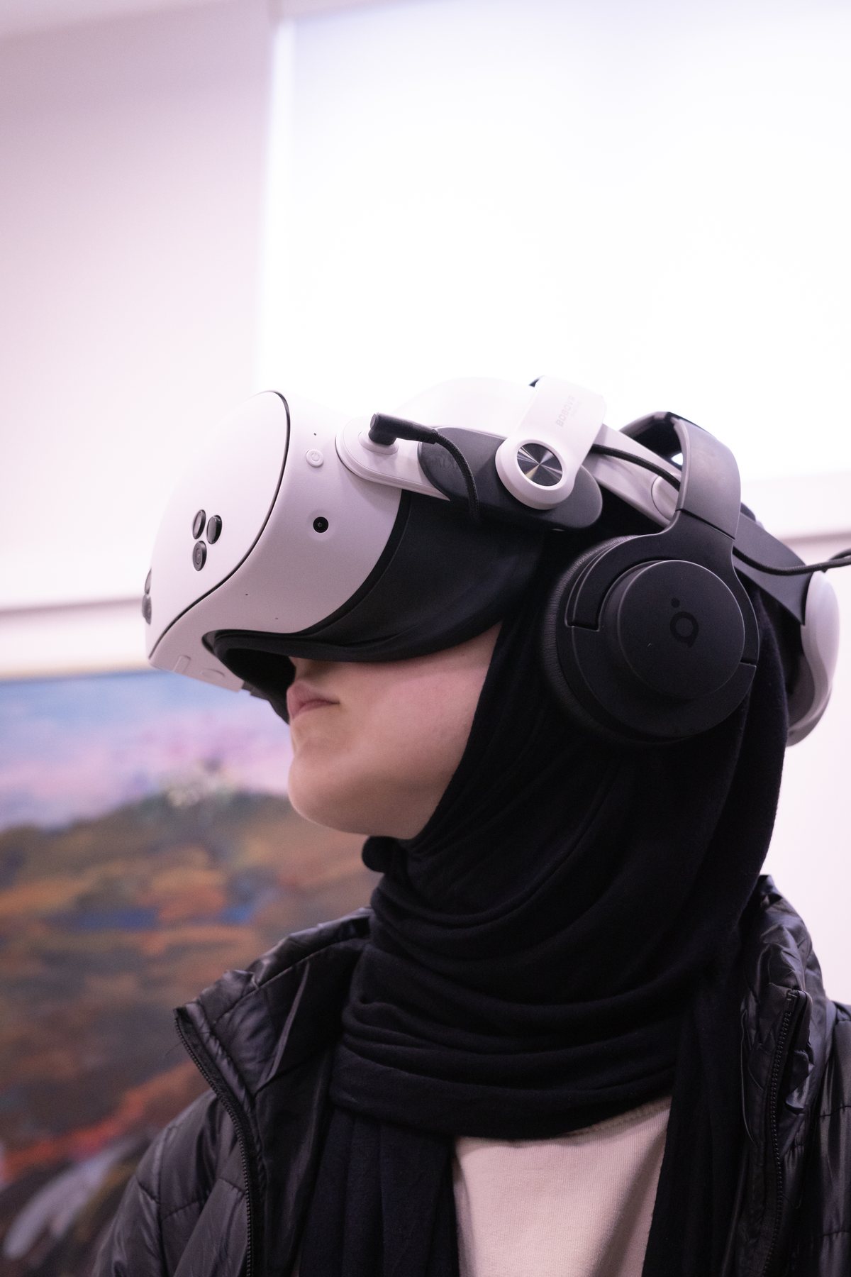 Audience member using a VR headset in Novi Pazar