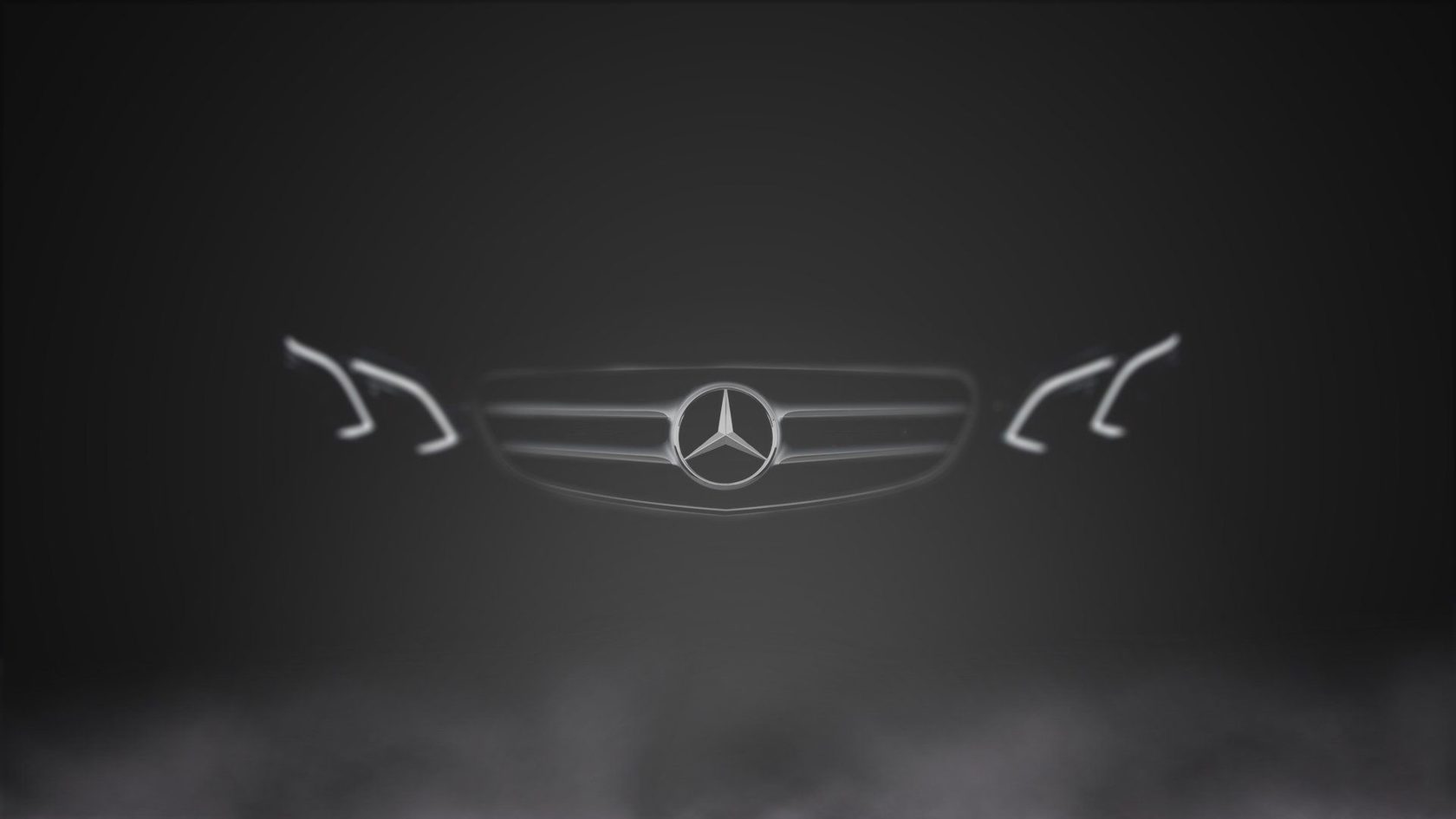 Эмблема на решетку радиатора Mercedes
