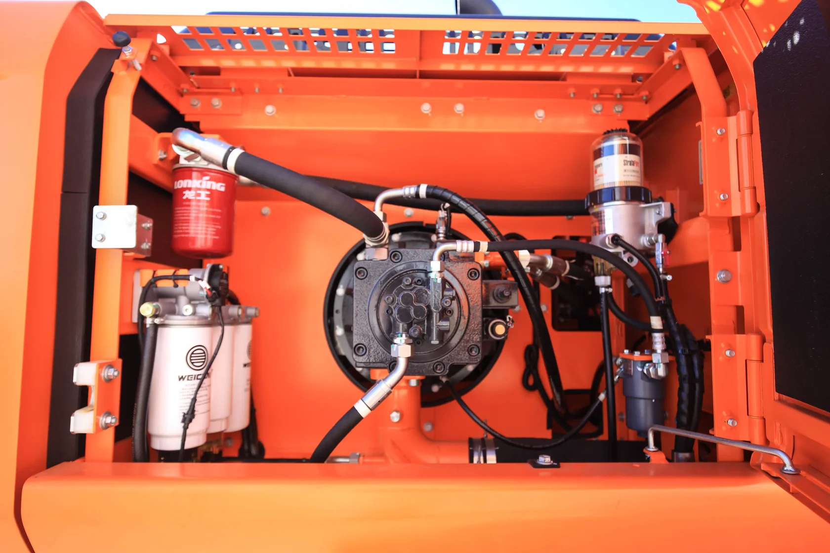 Гусеничный экскаватор LONKING CDM 6205