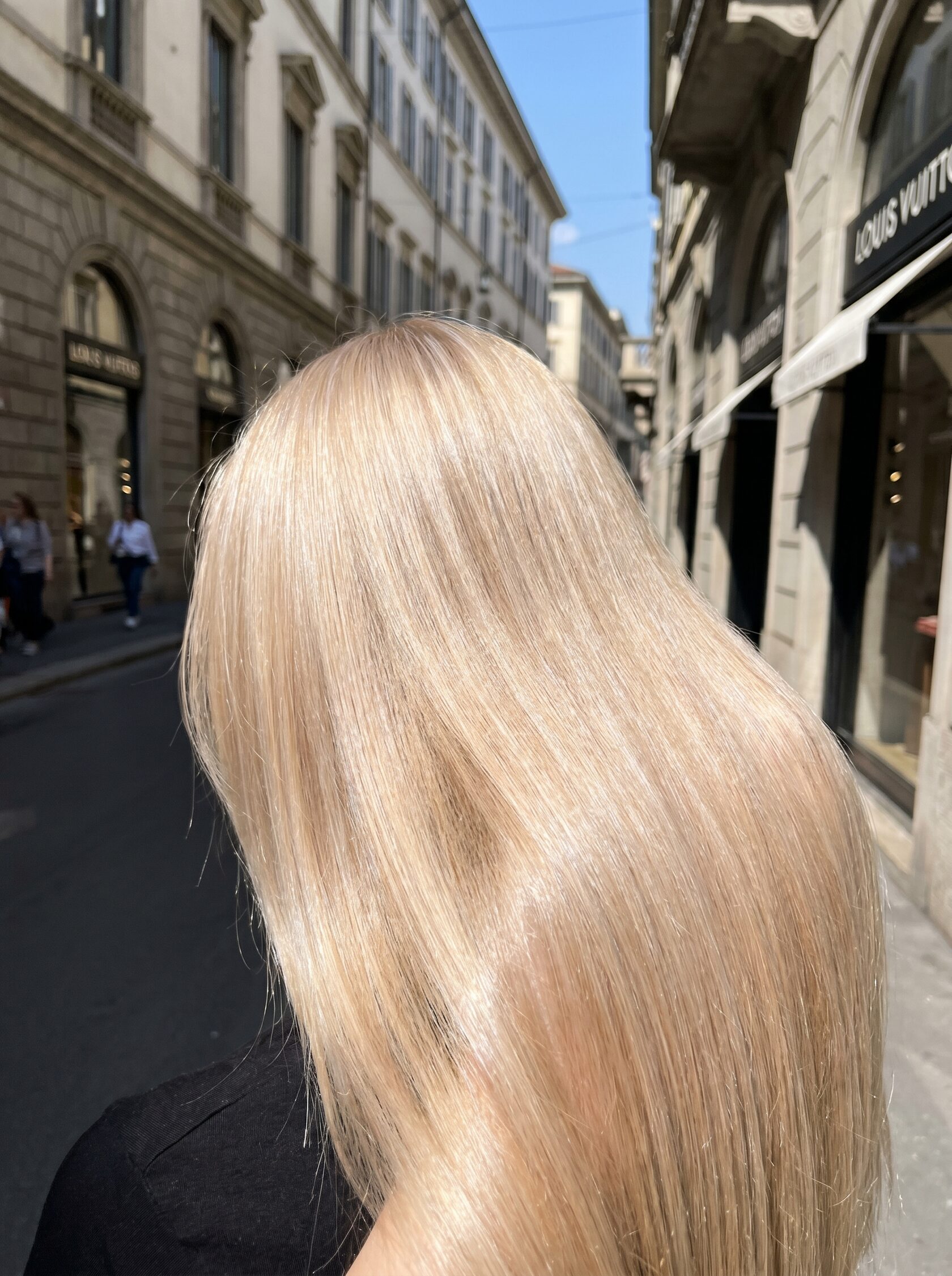 мягкий теплый оттенок блонда без холодного подтона