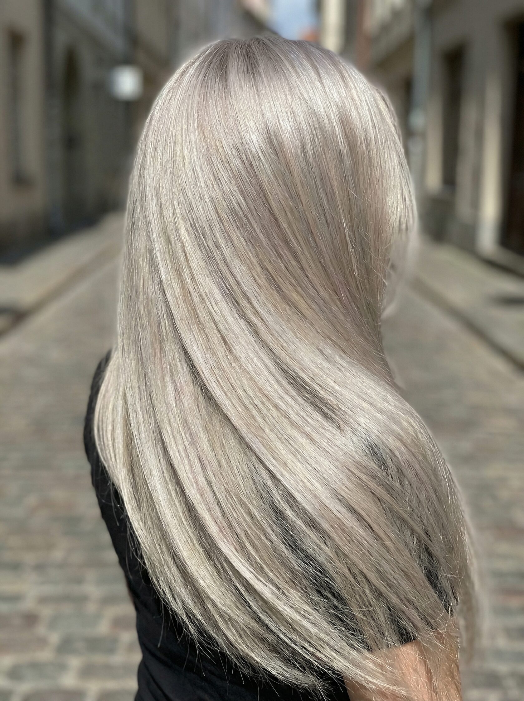 Дымчатый блонд