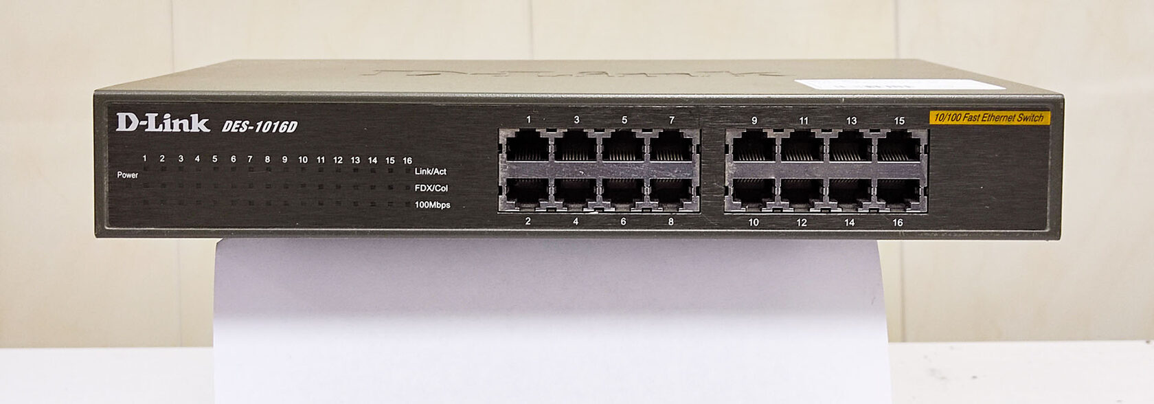 Коммутатор D-Link DES-1016D, 10/100 Fast Ethernet Switch, 16 портов