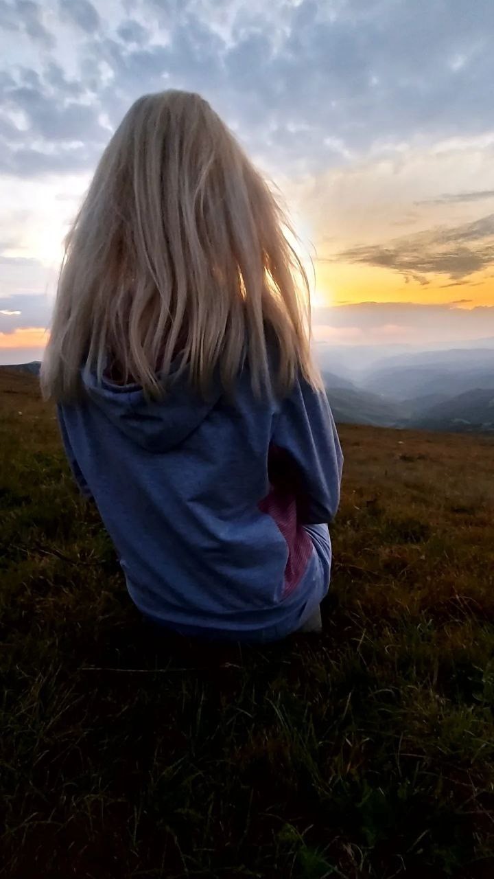 Закат с видом на Эльбрус