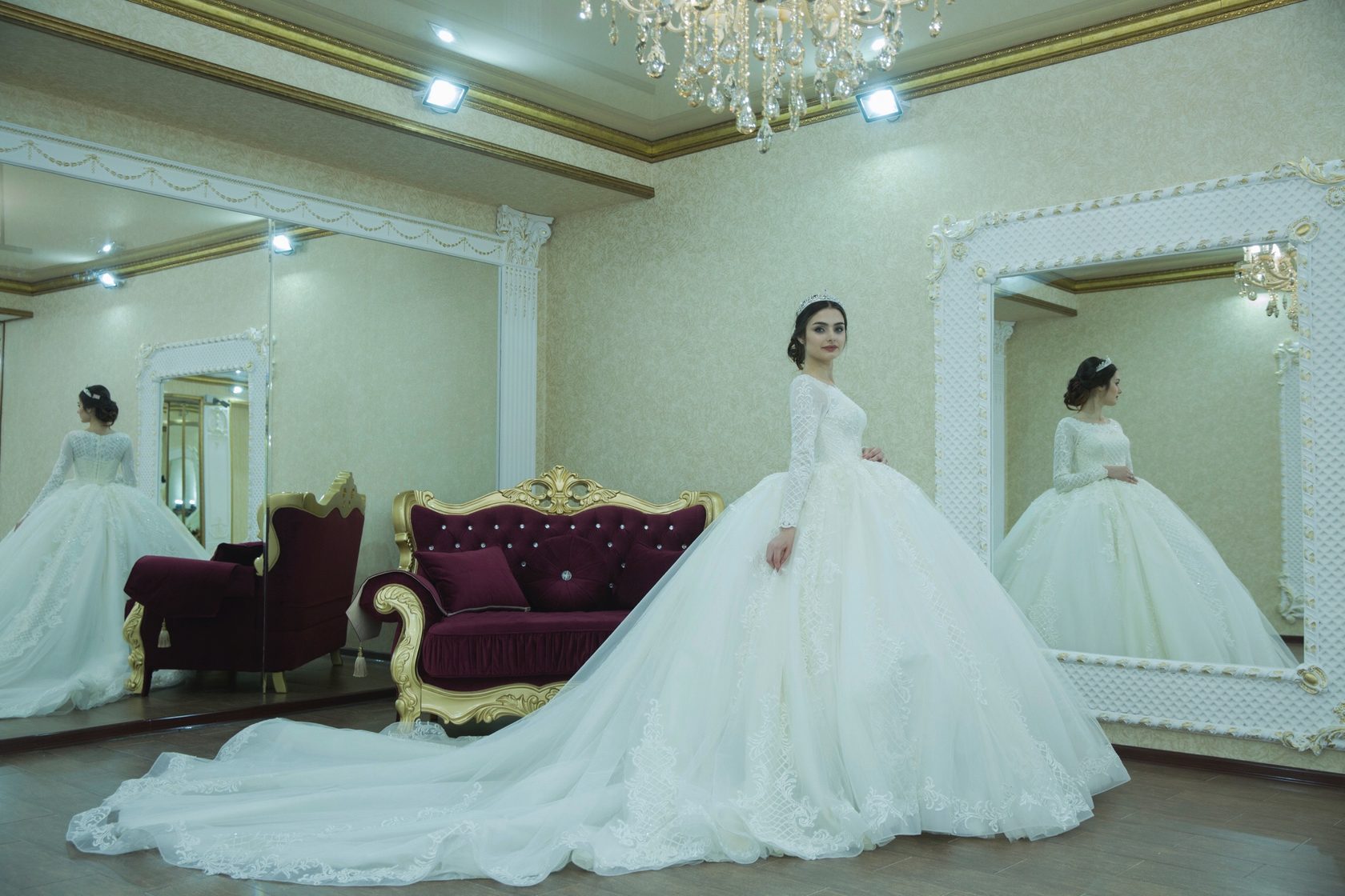 Шоира Люкс Свадебные платья