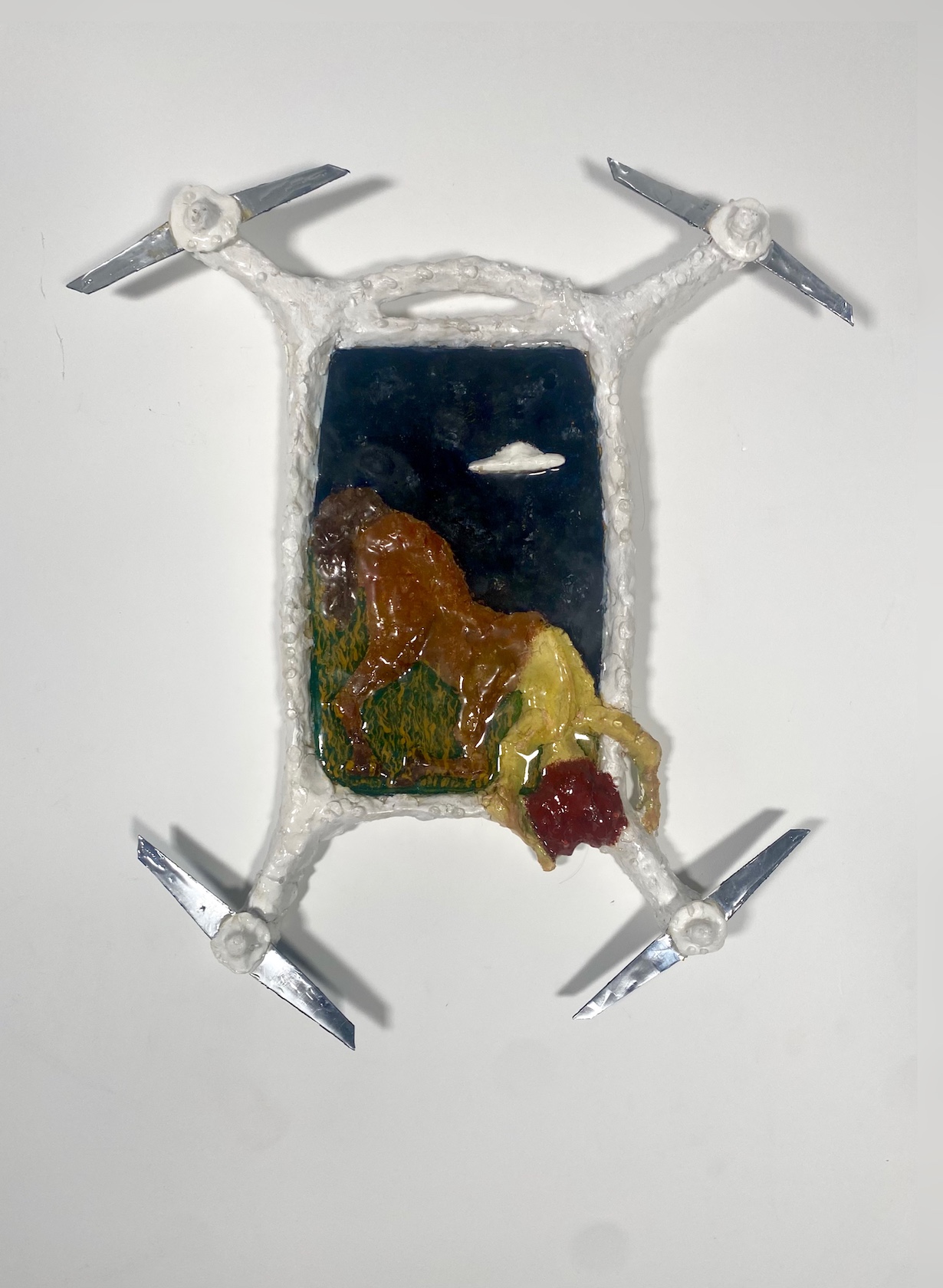 Фрагмент экспозиции Постфактум Владислава Титаева в галерее Most Wanted. Живопись, инсталляция, графика, объекты, смешанная техника