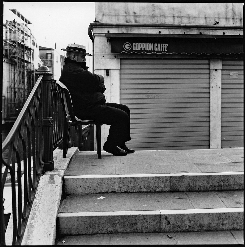 Gondolier. Venice. 2006. BW Negative 6×6. 