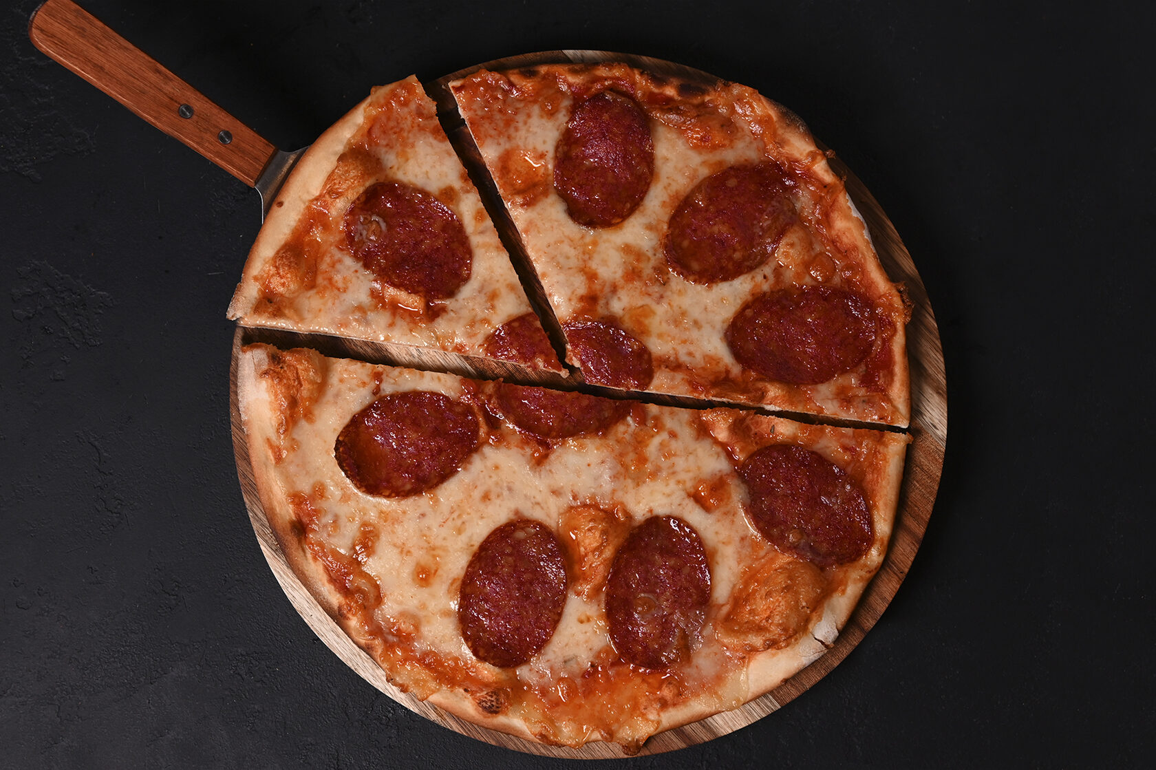 я хочу половину от четырех пицц пепперони хорошая пицца отличная фото 62