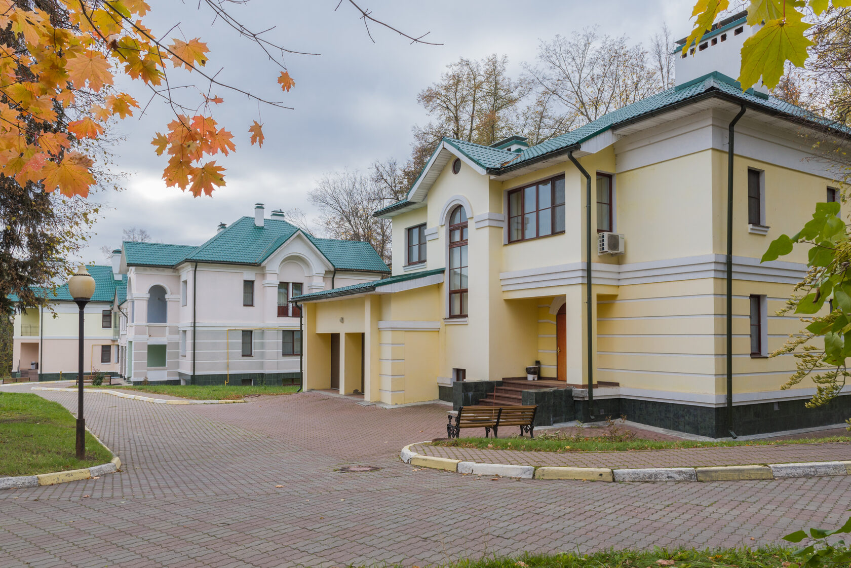 Пансионат свой дом. Валуево санаторий Подмосковье. Валуево посёлок Валуево. Санаторий Валуево Москва. Валуево санаторий Подмосковье территория.