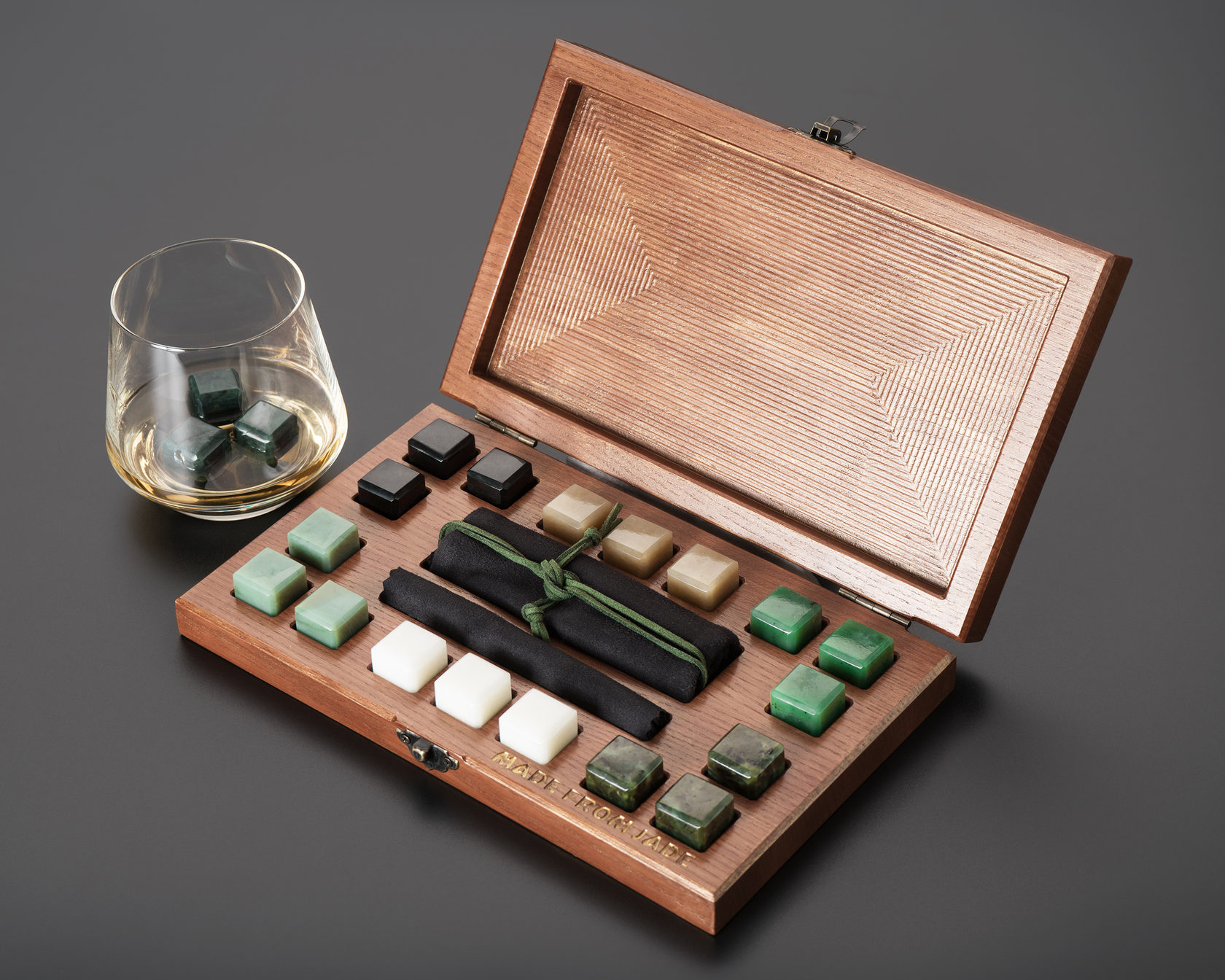 Набор для виски с камнями. Камни для виски подарочный набор. Камни для виски в подарок. Элитный набор для виски.