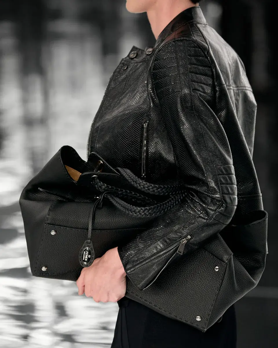 Сумки на подиуме Fendi Весна 2027 19