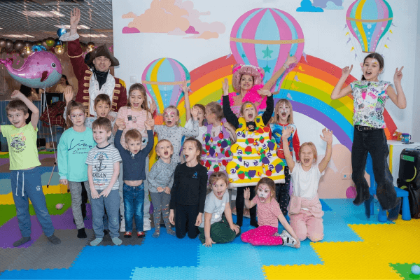 Детский праздник в клубе-кафе «Кит»