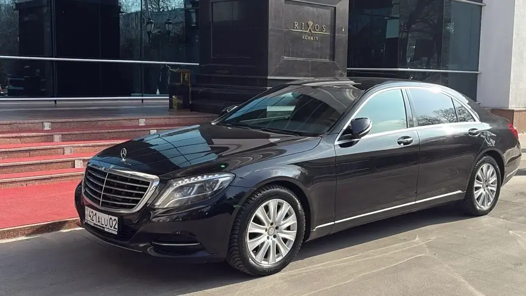 бизнес трансфер Алматы премиум автомобиль с водителем