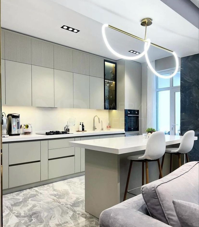 Кухня с островом на заказ