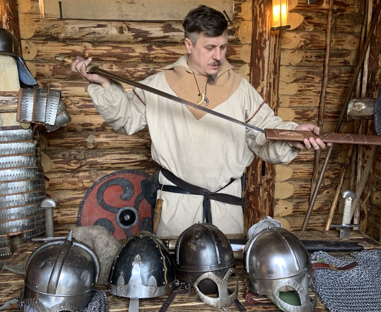 Мастер-класс в деревне викингов Кауп