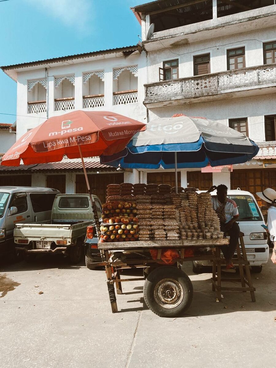 как продают еду на Занзибаре