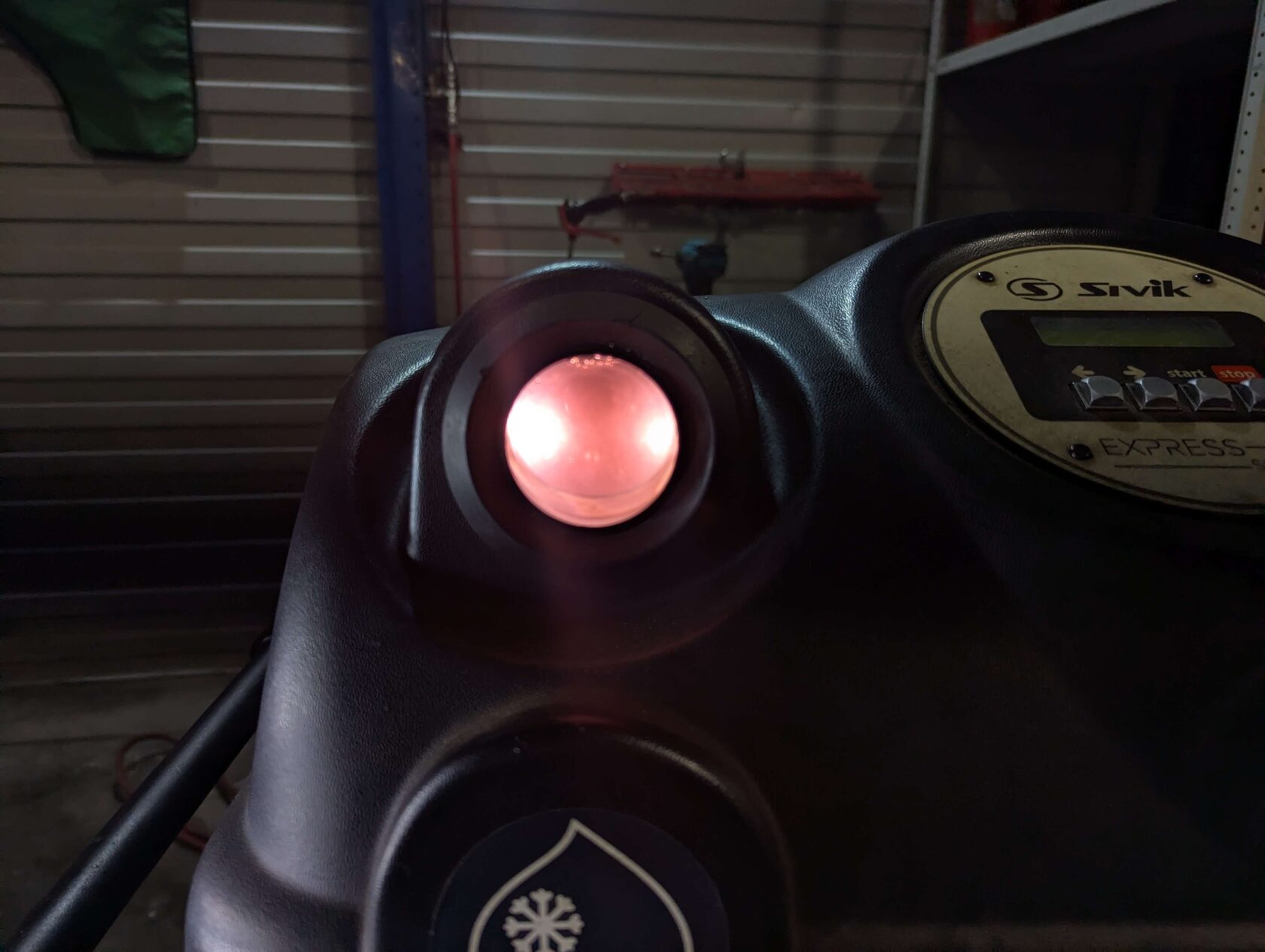 Аппаратная замена охлаждающей жидкости Jetour