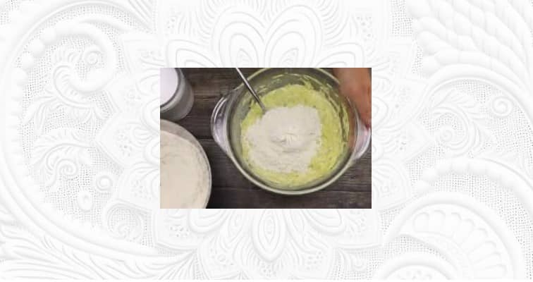 Приготовление кабачковых вафель в электровафельнице: шаг 4