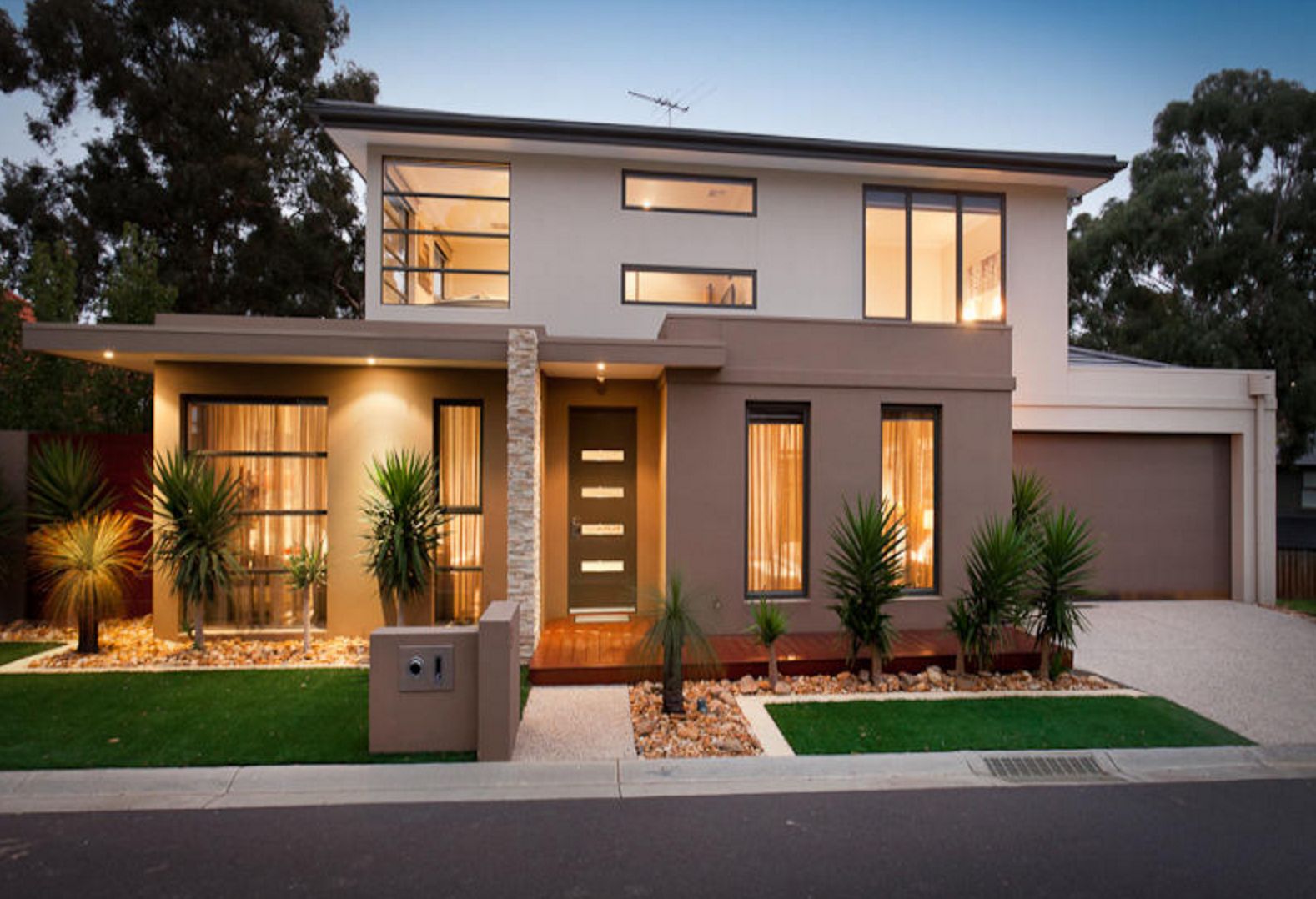 The best home com. Modern House fasad. Красивые фасады домов. Красивые двухэтажные дома. Фасады домов в современном стиле.