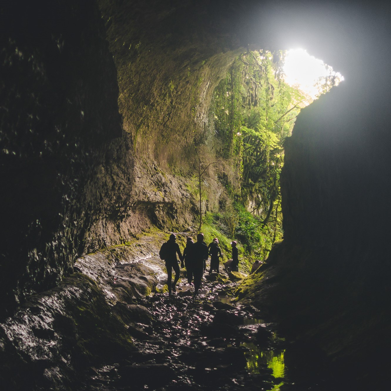 Нижнешакуранская пещера