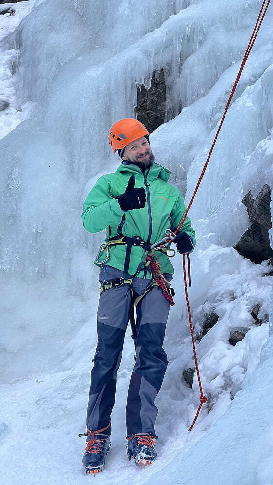 в Школе альпинизма Горного Портала появляется новая программа: школа ледолазания
