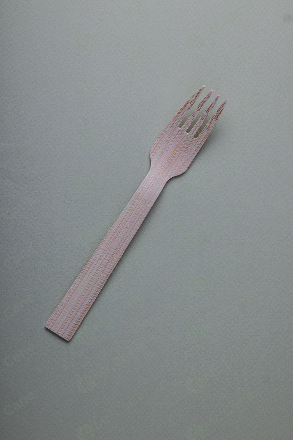 вилка из бамбука