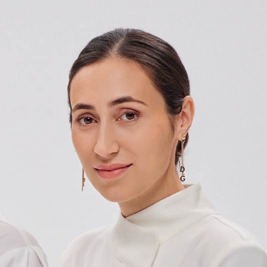 Елена Лопак, врач-косметолог, эксперт инъекционных и аппаратных методик, участник международных конгрессов