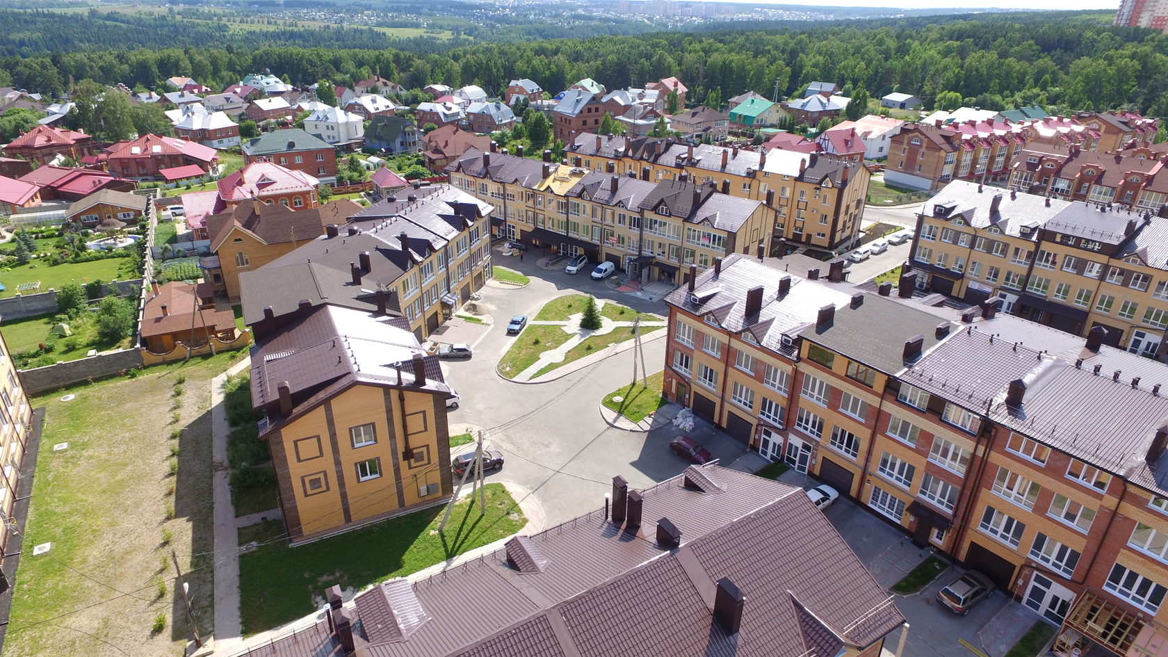 Томск частным. Академгородок Томск. Академический городок Томск. Таунхаусы в Академгородке Томск. Академ Томск.