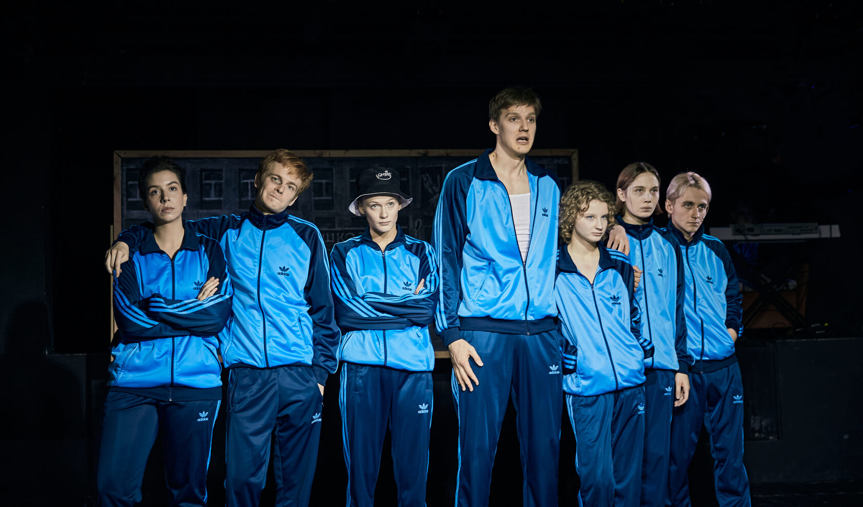 КЛУБ «ЗАВТРАК» В ОЛИМПИЙКАХ