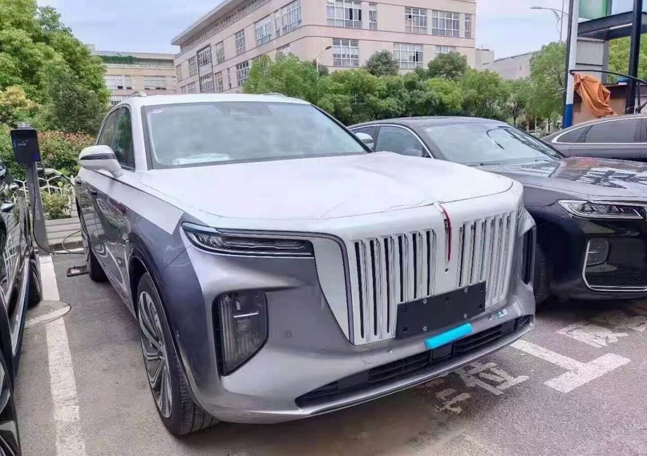 2021 FAW Hongqi e hs9