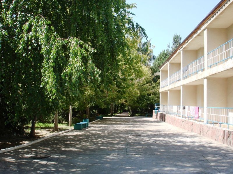 Пансионат кооператор иссык-куль. Пансионат солнышко исыккуль. Чок-тал солнышко пансионат. Солнышко иссык куль. Пансионат солнышко в киргизии.