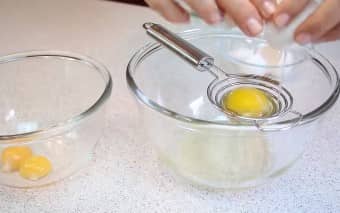 Приготовление японских панкейков: шаг 1