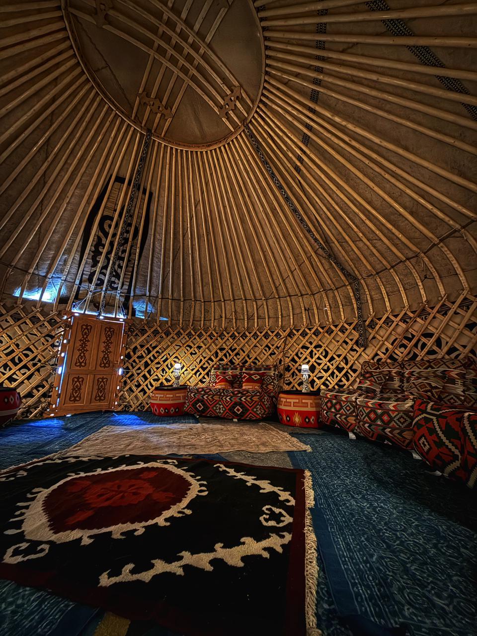 Юрта ресторан, обустройство внутри