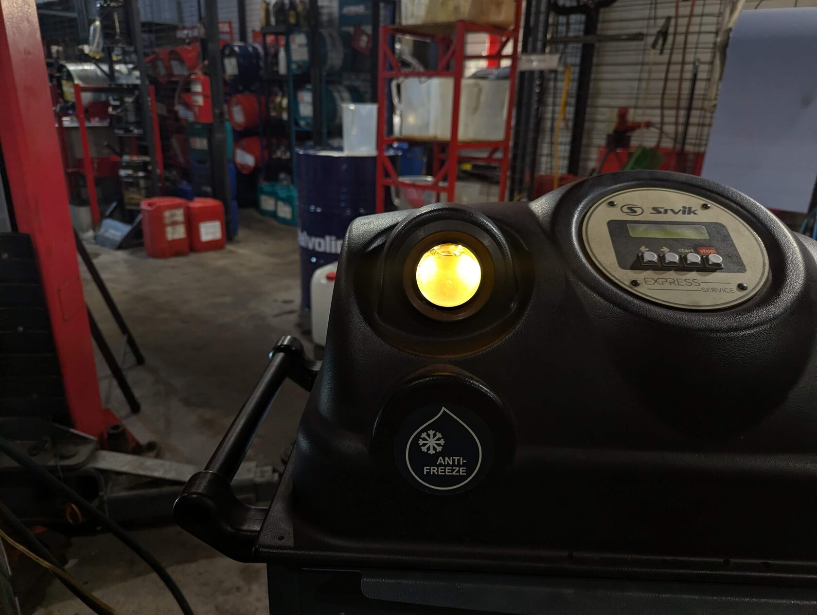 Процесс аппаратной замены антифриза