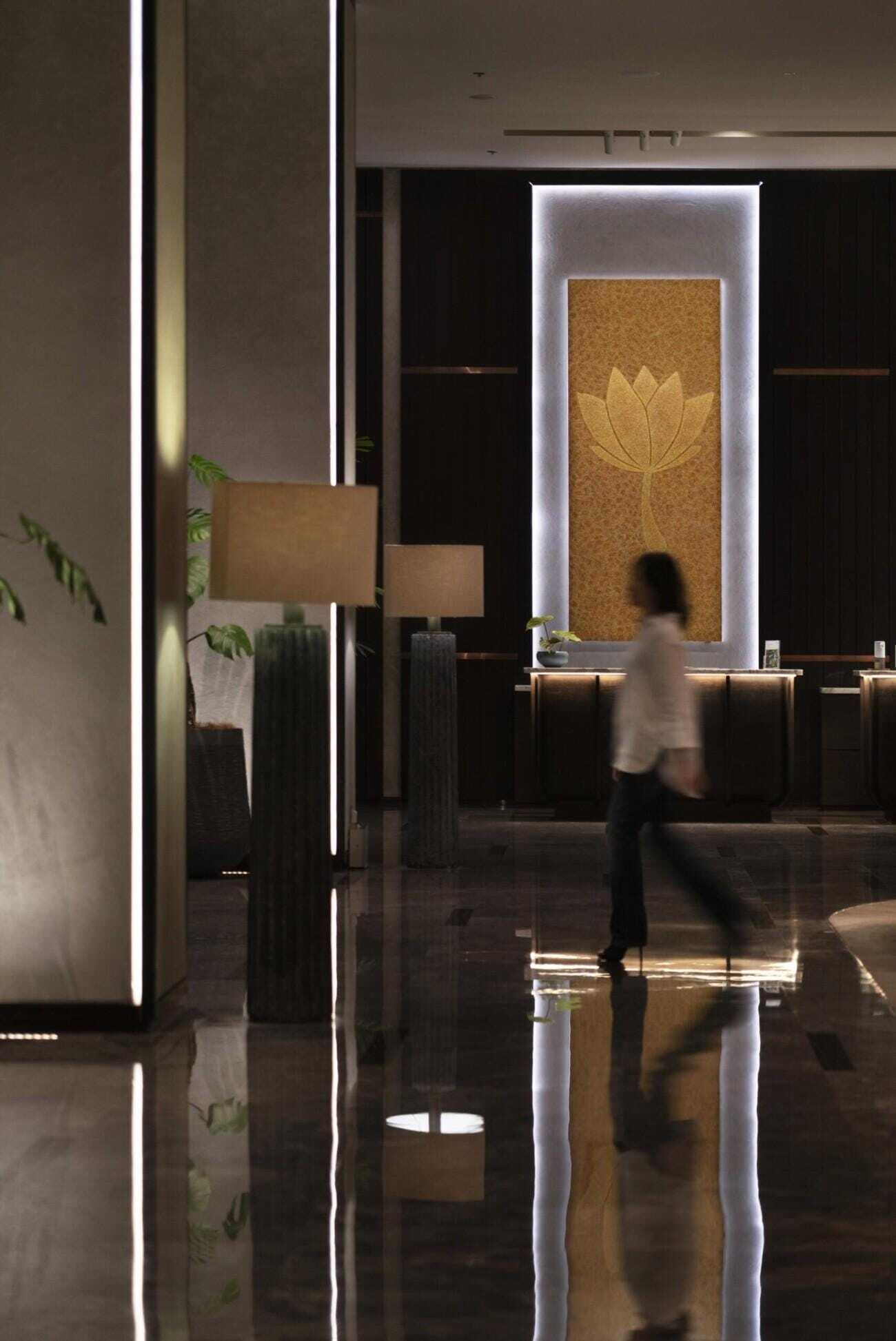 Padma Hotel Semarang: управление светом в масштабах отеля — фото 3