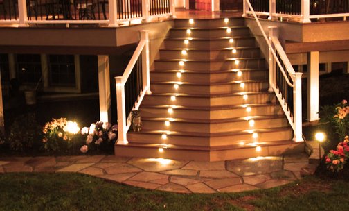 Подсветка лестницы светодиодной LED лентой