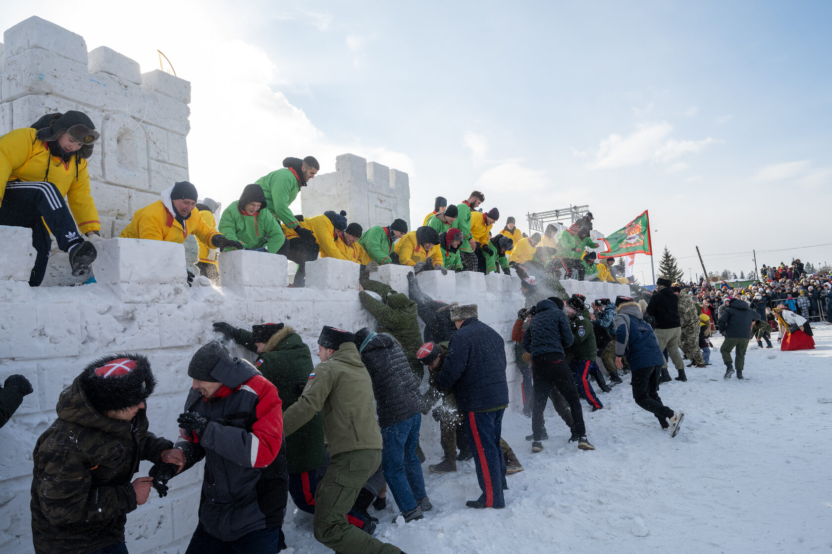 Взятие снежного городка