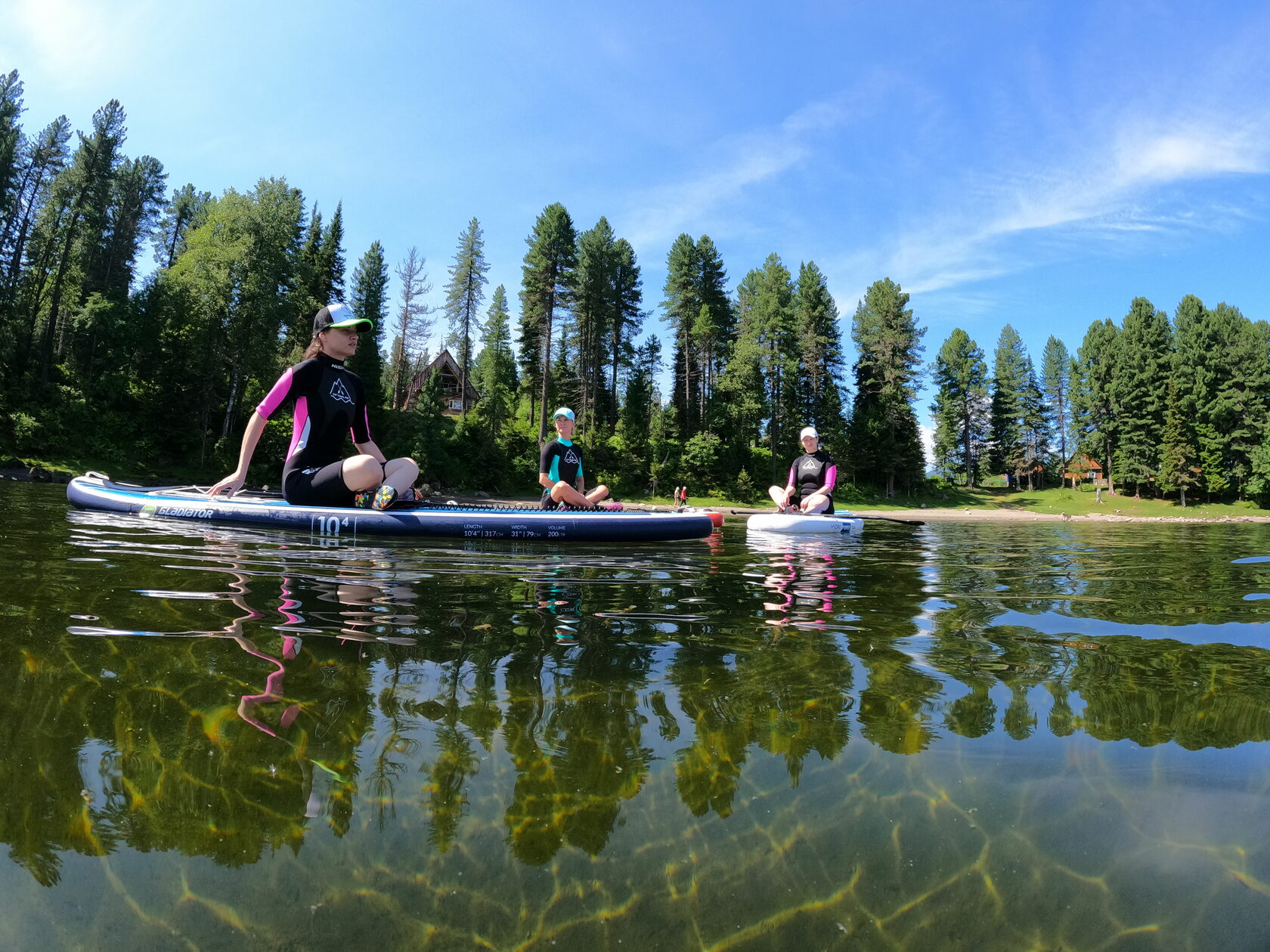 сплав на сапах по реке. серфинг астрахань. экскурсия абхазия сапсерфинг. сапборд сплав подмосковье. сап туры.